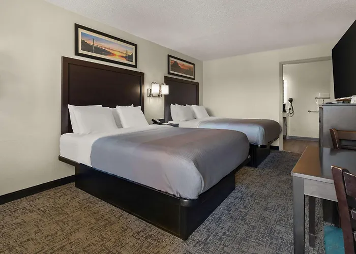 Quality Inn & Suites Dublin